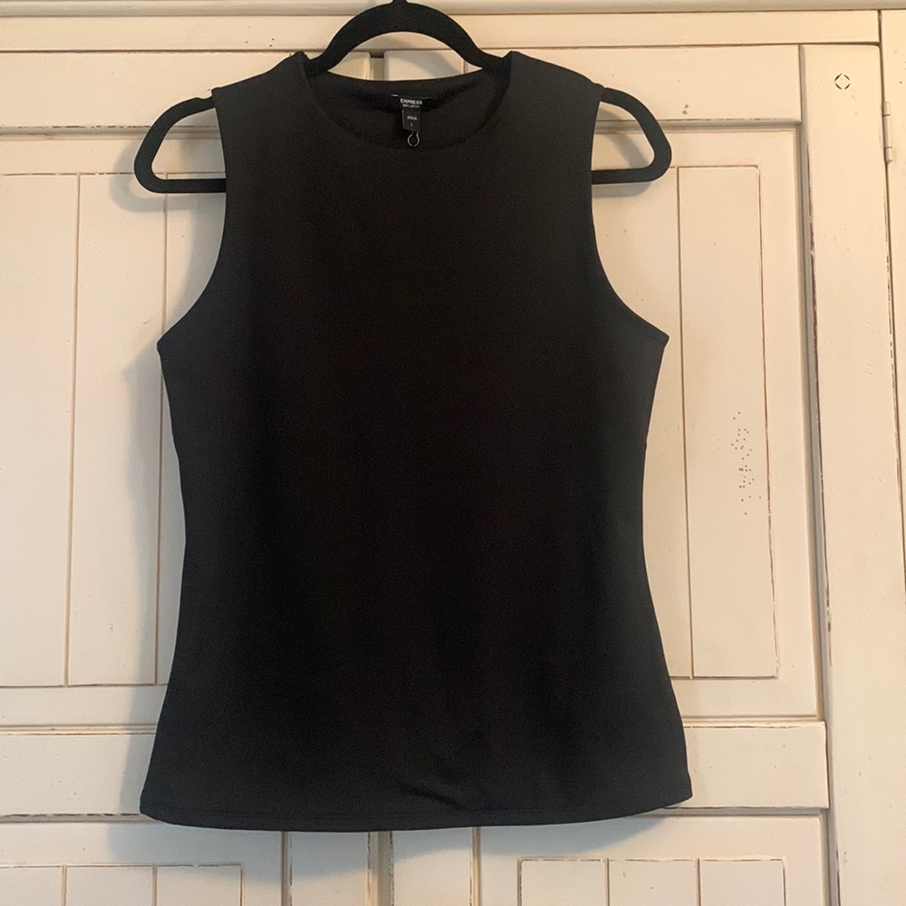 Express Body Contour Matte Crew Neck Tank | Black | Large | NWT
